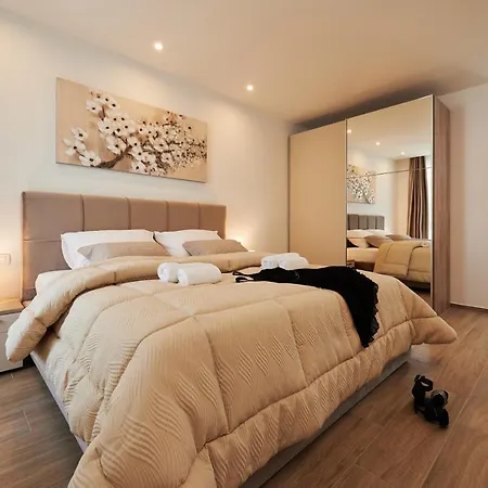 2 Villa