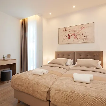 Villa 2