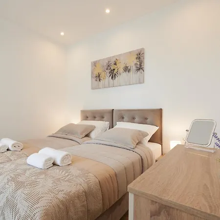 2 Villa *