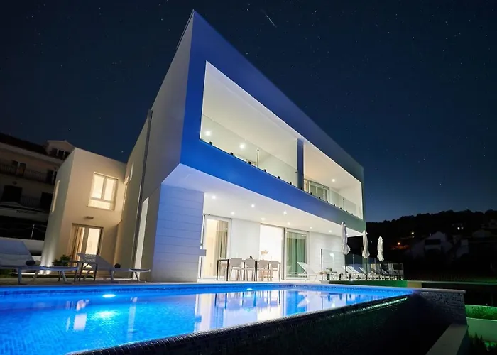 2 Villa *