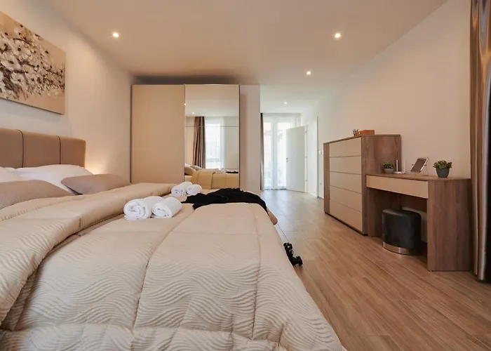 2 Villa *
