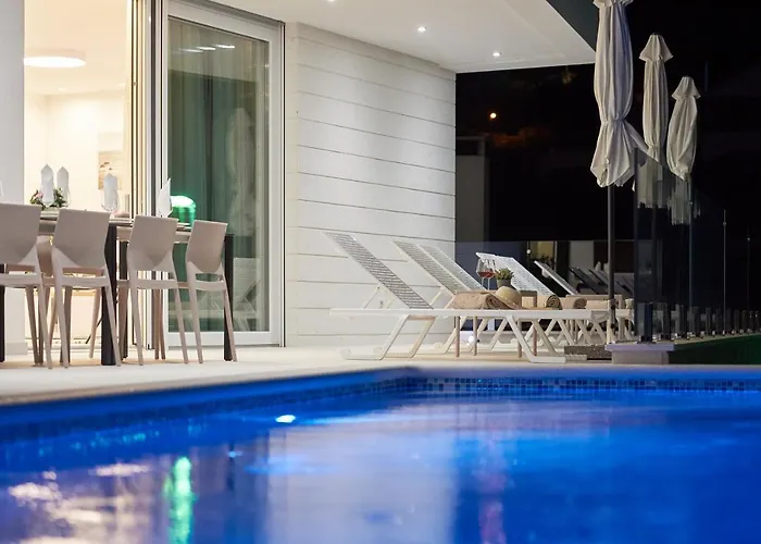 Villa 2