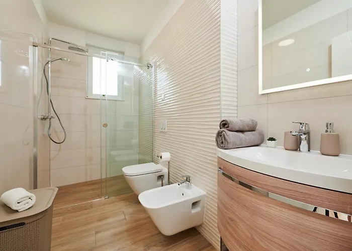 2 Villa *